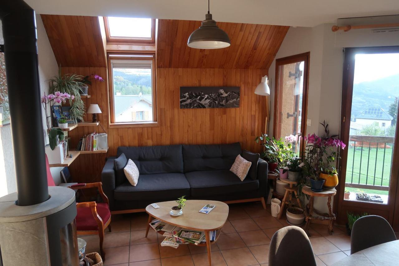 Chez Cat Et Christophe , Chambre Calme Et Lumineuse Chez L'Habitant Avec Vue Guillestre Eksteriør bilde